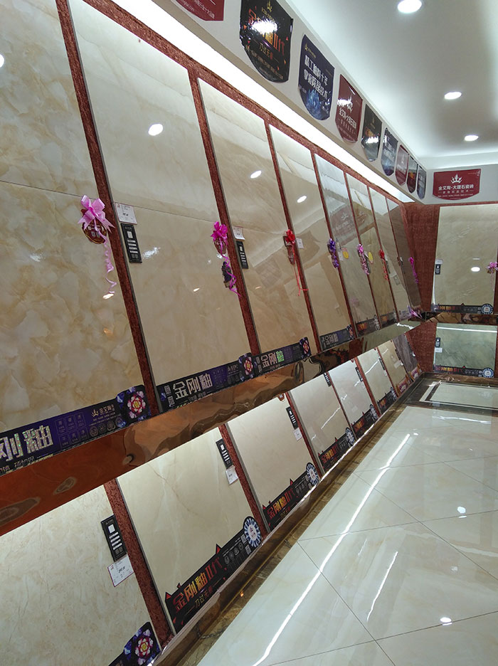 PariMatch拼搏湖北十堰专卖店选材区